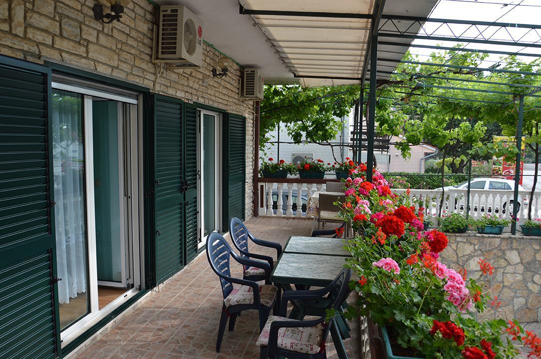 Apartments "Ruza" Vodice Exterior photo